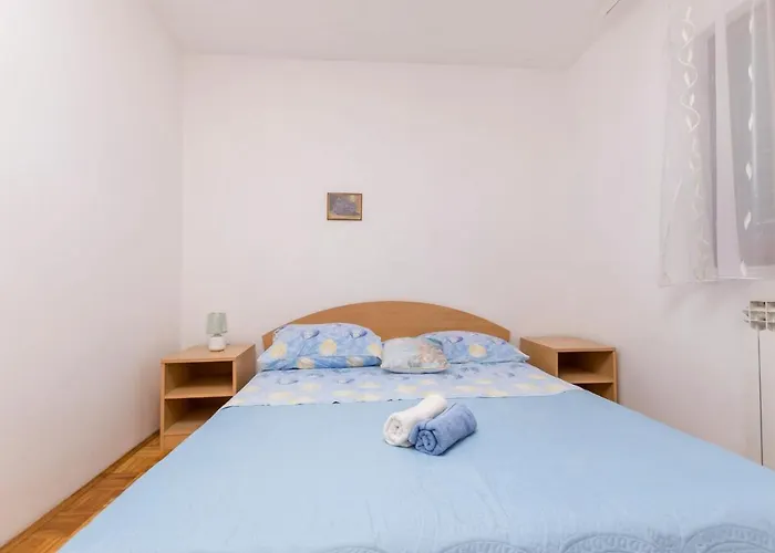 Bozo Biograd Na Moru